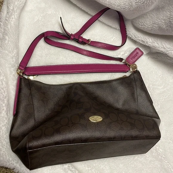 Coach purse with wristlet and small wallet - Picture 5 of 8